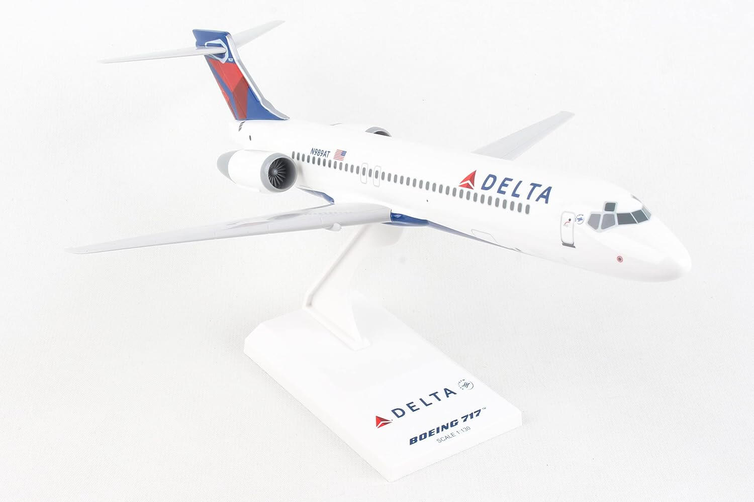 Skymarks Daron Delta 717 New Livery Model 1-130